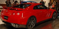 Nissan - R35 GTR - Red