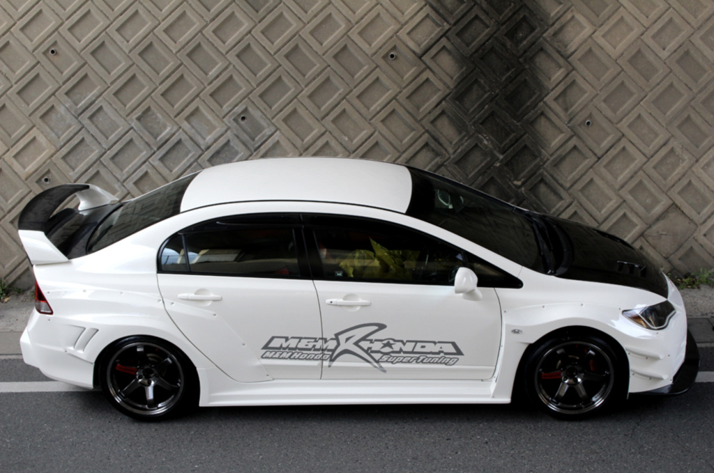 M and M Honda - Type H Sticker