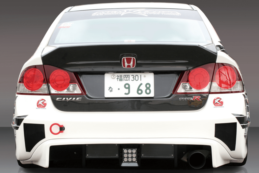 M and M Honda - Carbon Duck Tail Trunk