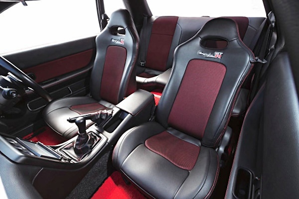 Garage Active - Original Seat Covers - R32