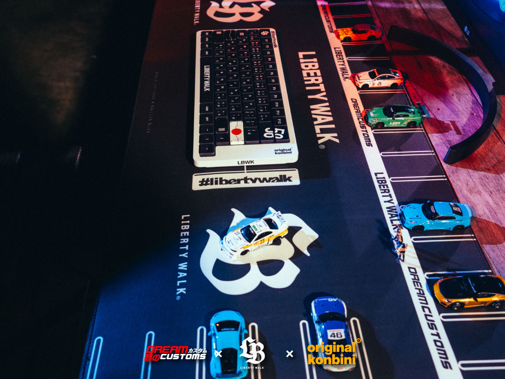 Liberty Walk - Keyboard & Deskpad Bundle