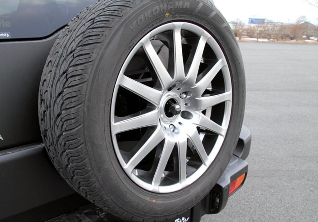 JAOS - Spare Tire Bracket for FJ Cruiser (10+)