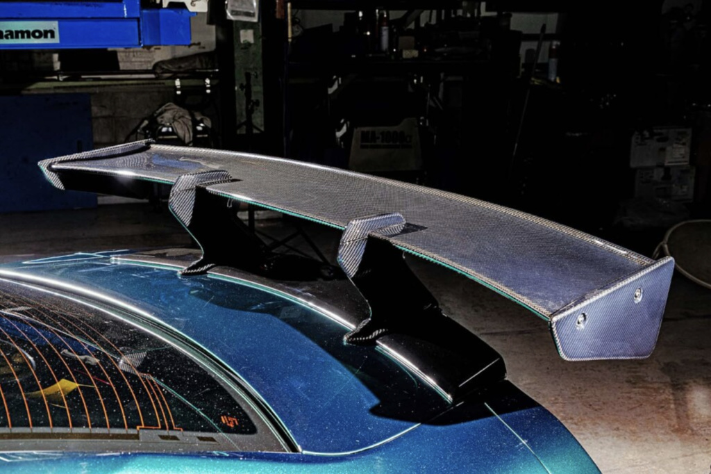 Top Secret - R35 GT Wing SW (Swan Neck)