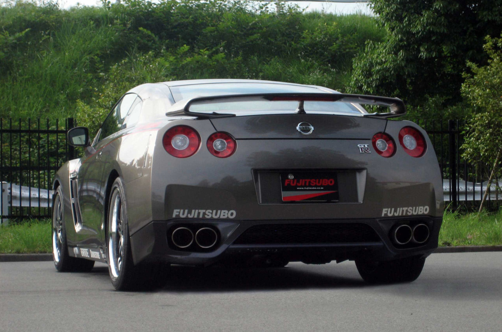 fuu 1320 Performance Twin Exit Fujitsubo Legalis Style muffler