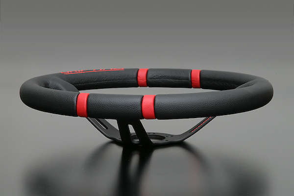 Material: Leather - Color: Black - Spoke Color: Black - Diameter: 350mm - Depth: 85mm - Stitch: Red - 350/85mm - Black/Red