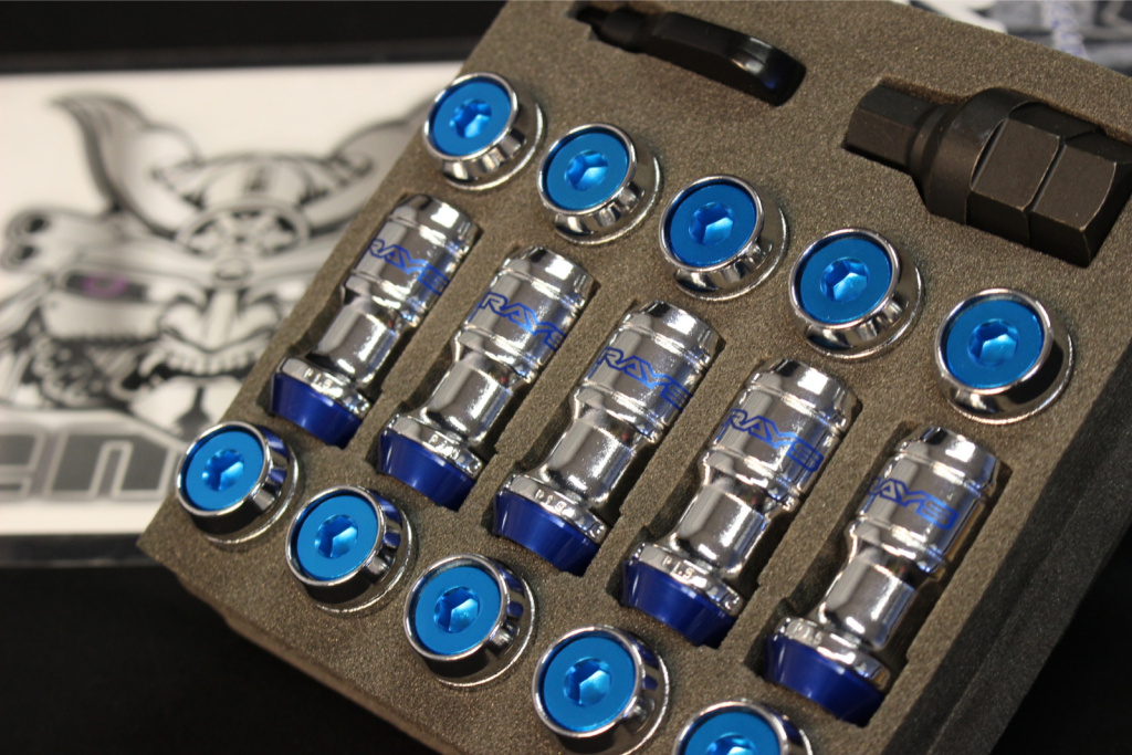 Formula Nut Set - Blue