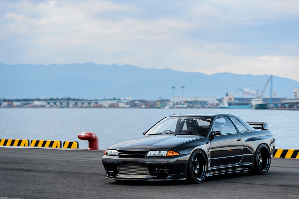 Garage Active - FRP Wide Body Kit - R32 GTR