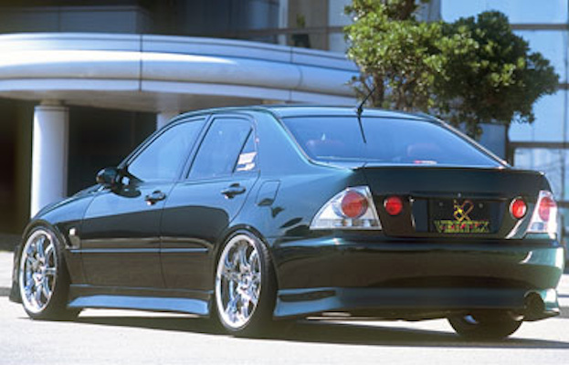 1/64 トヨタAltezza Vertex風エアロキット関村 改完成品 1/64 トヨタAltezza BN風エアロキット関村改 完成品 ミニカー