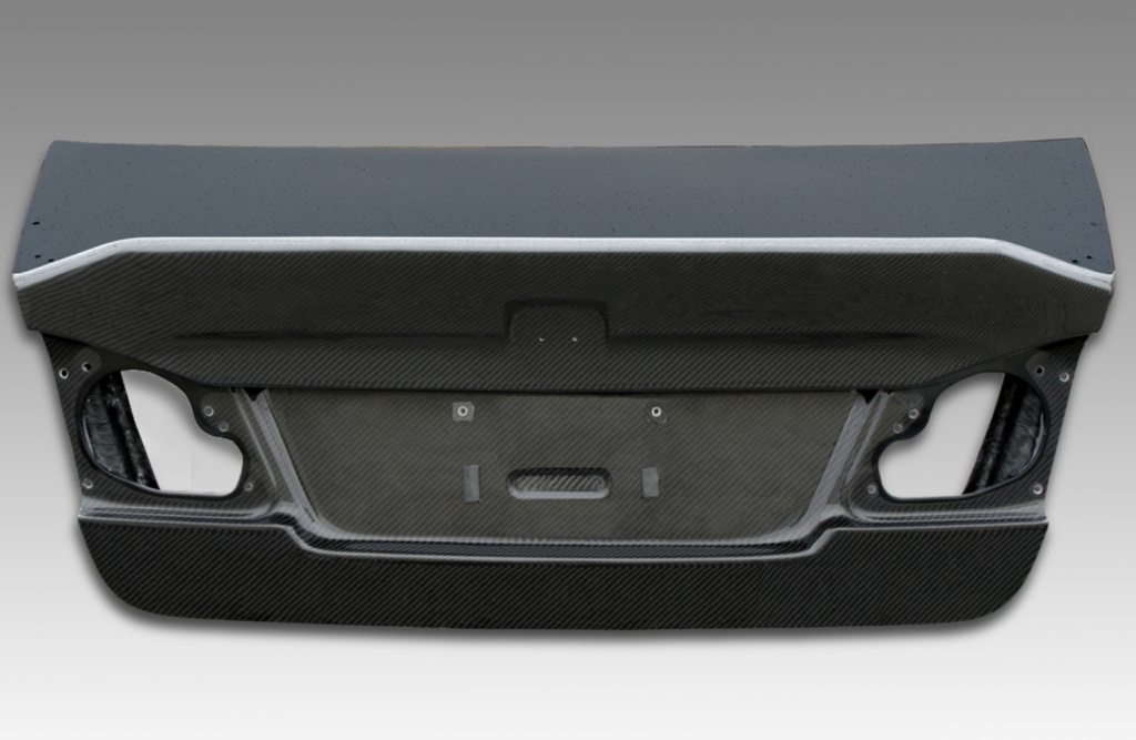 M and M Honda - Carbon Duck Tail Trunk