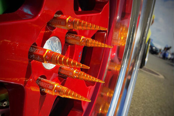326 Power - Wheel Nut Large + Crown Cap Set