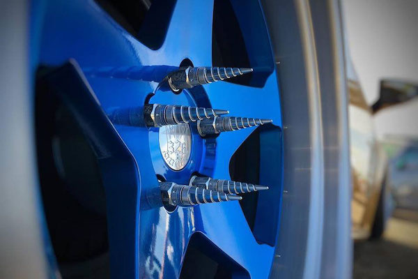 326 Power - Wheel Nut Large + Crown Cap Set