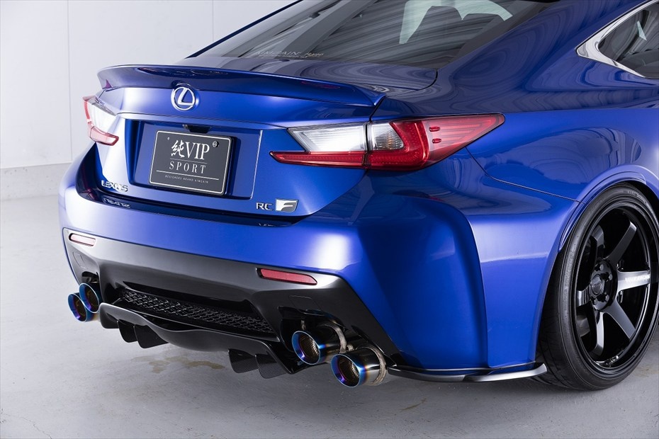 Rear Center Diffuser - Construction: FRP/Carbon - Colour: Unpainted - AIMPVIPSP-RCF-RCD