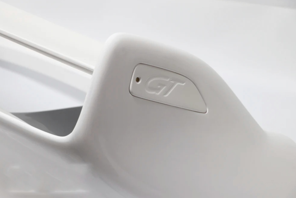 Gruppe M - Rear Wing with Hood GT2 Type