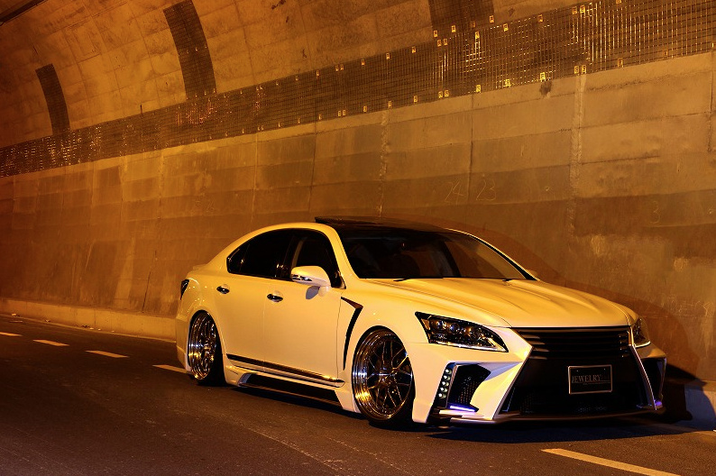 Black Pearl - Jewelry Line Diamond Sport Series for Lexus LS