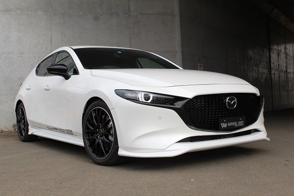GARAGE VARY ナンバーステー　MAZDA3ファストバック GARAGE VARY ナンバーステー のパーツレビュー | MAZDA3