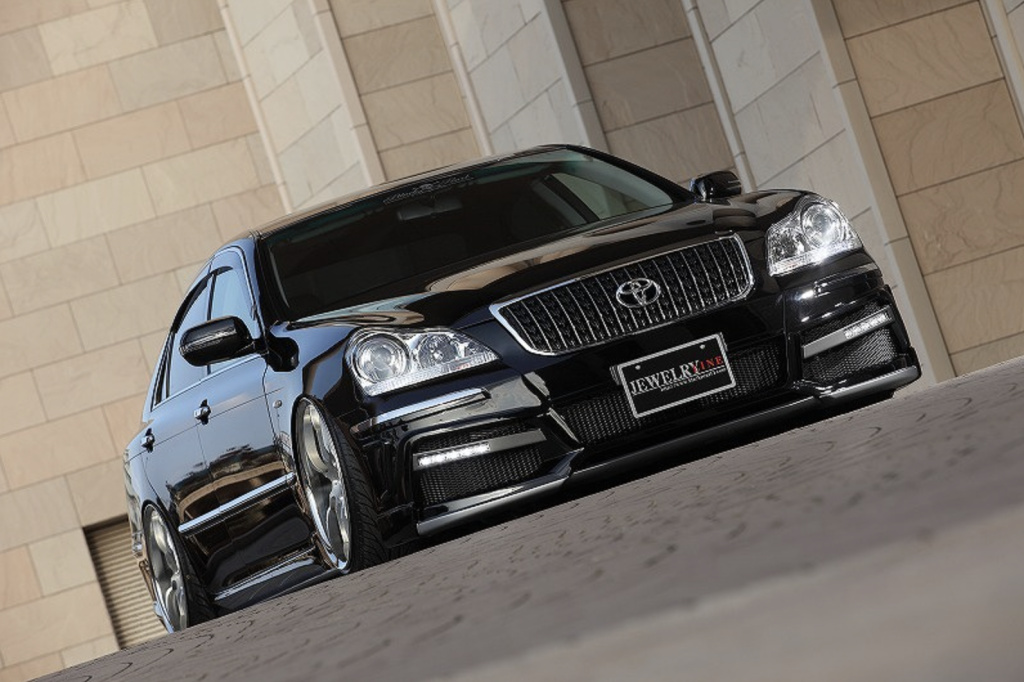 Black Pearl - Jewelry Line Pearl Series - Toyota Crown