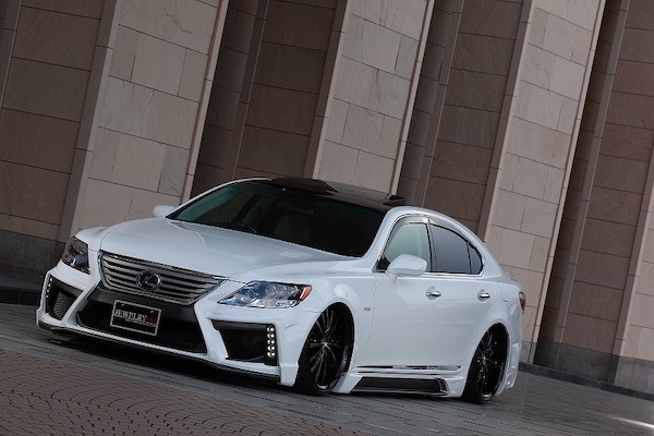 Black Pearl - Jewelry Line Diamond Series for Lexus LS
