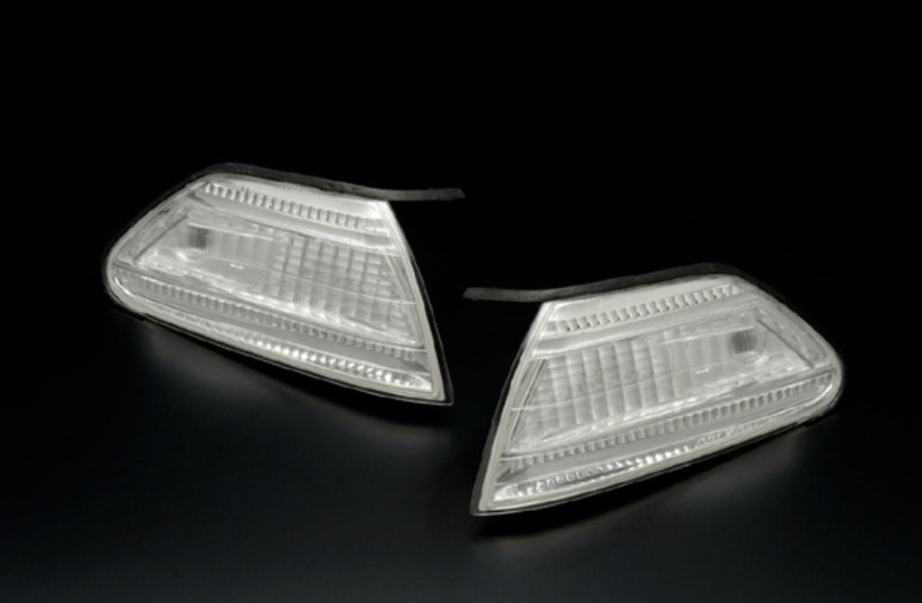 Clear World - Mark II 100 series Front Corner Indicators