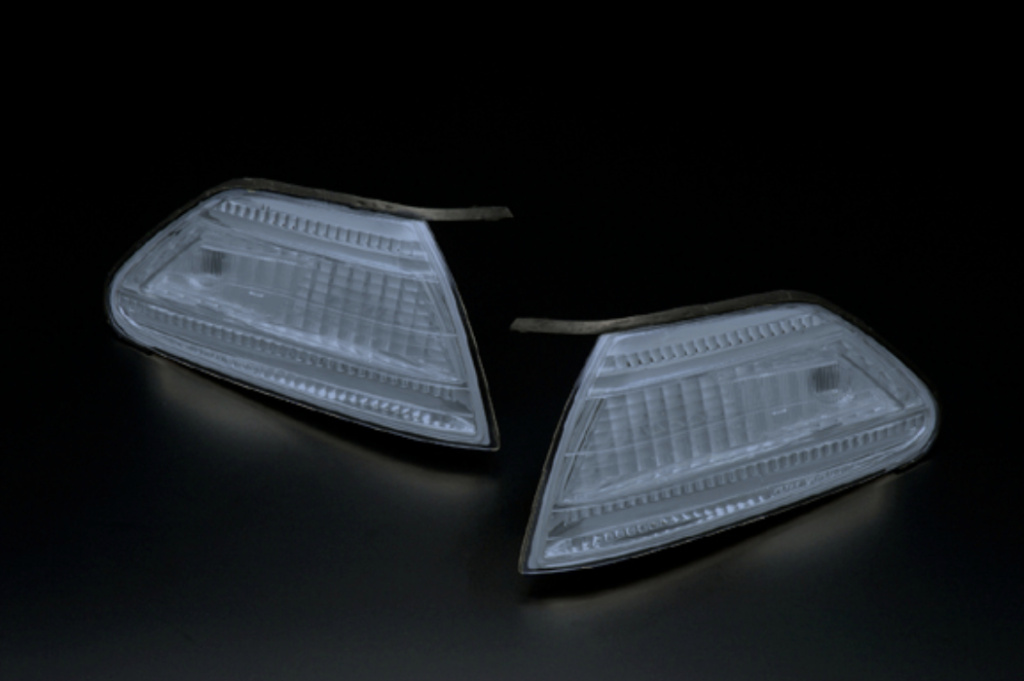 Clear World - Mark II 100 series Front Corner Indicators