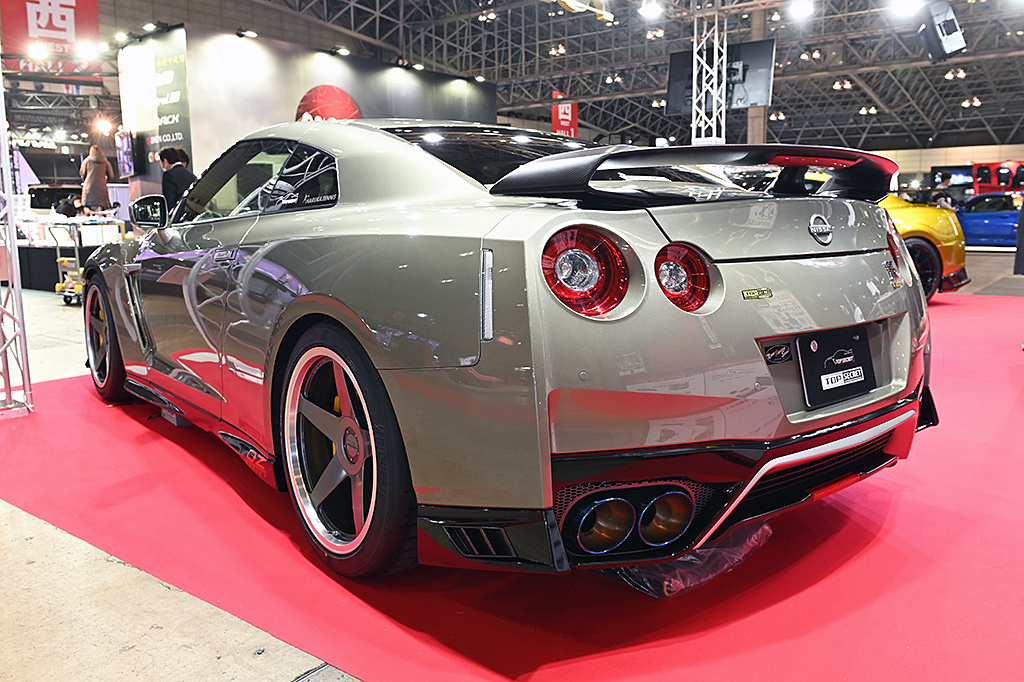 Top Secret - OZ R35 GT-R New Futura Top Secret Wheels
