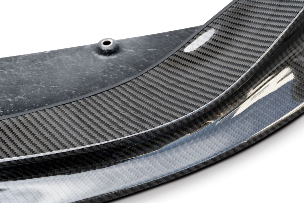 SARD GR86 GT1 フロントハーフスポイラー　ZN8 SARD :: GR86：GT1 FRONT HALF SPOILER for GR86