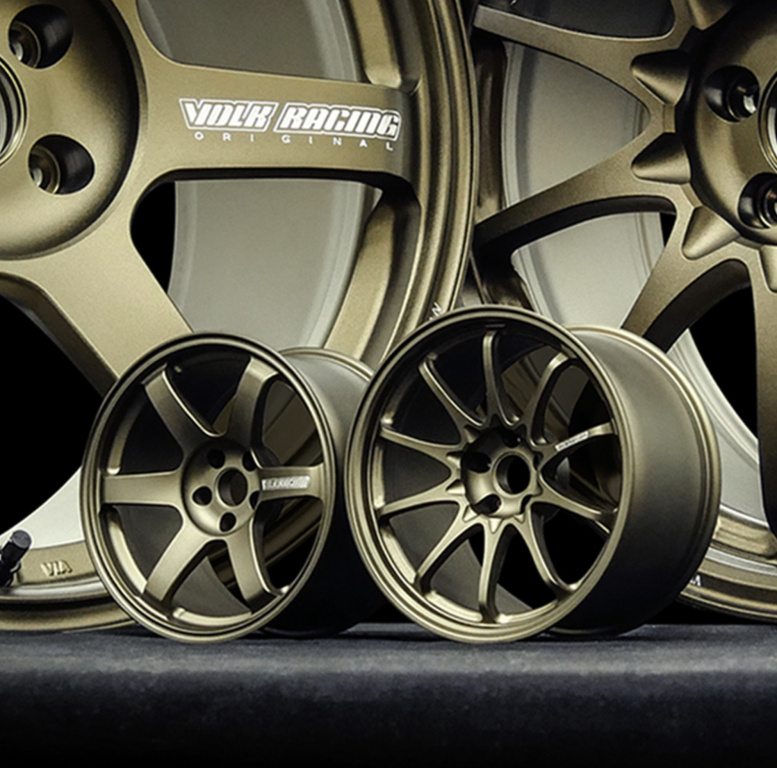 RAYS - Volk Racing TE37SAGA SP 1/4 Scale Bronze