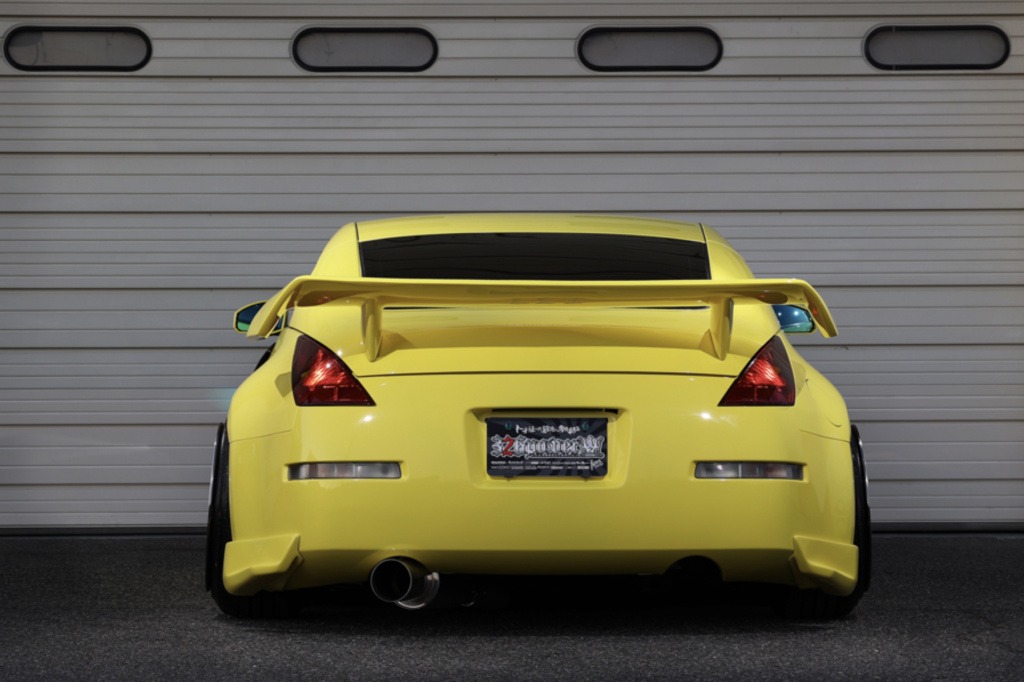 326 Power - Manriki Wing for Z33/350Z (with logo)