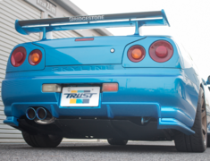 Skyline GT-R - BNR34 - Version 2 - Pieces: 2 - Pipe Size: 80mm - Tail Size: 2x60mm - 10123307