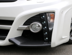 Prius - ZVW30 - Front Bumper Spoiler (LED daytime lamp set) - Construction: FRP/Carbon - Colour: Unpainted - ZVW30-FBSFC