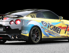 GT-R - R35 - Pieces: 7 - Pipe Size: 80W-102S-80W - Tail Size: 102mm Slash Cut - Weight: 16.1kg - 441007