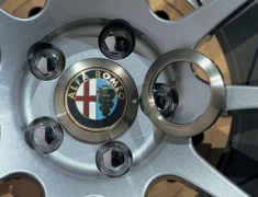 Alfa Romeo - Supported wheels: ADVAN Racing RS, RS-D, RZ, RZ-DF, TCIII, RT, RSII, GT, RGIII, RS-DF - Diameter: 65mm - Hole: PCD 98 - Z8064