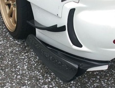 RX-7 - FD3S - Construction: FRP - RM-FDRC