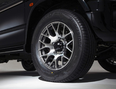 Jimny Sierra - JB74W - Complete Kit & "little G" Wheels (x4) - Colour: Unpainted - Accent Color: Black Wheels (x4) - Accent Color: Silver Wheels (x4) - DAMD-JSLG-CKLGW4