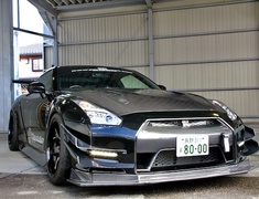 GT-R - R35 - Full Kit - Construction: FRP/Carbon Fiber - Colour: Unpainted - GMRS15WB-FK