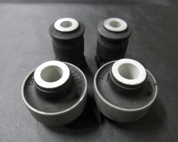 R's Racing Service - Reinforced Rubber Bush for Front Lower Arm