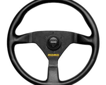 Universal - Material: Leather - Color: Black - Spoke Color: Black - Diameter: 343mm - Depth: 37mm - Stitch: Yellow - V-1