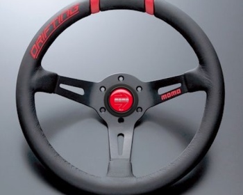 Universal - Material: Leather - Color: Black - Spoke Color: Black - Diameter: 330mm - Depth: 85mm - Stitch: Red - 330/85mm - Black/Red