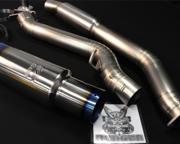 Skyline GT-R - BNR34 - Pieces: 3 - Pipe Size: 89.1mm - Tail Size: 115mm - Weight: 7.05kg - 440009