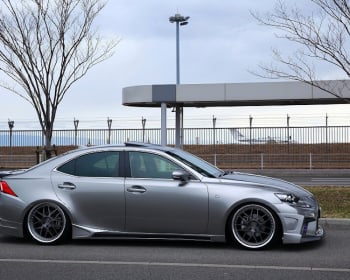 IS250 AWD - GSE35 - 3 Piece Set: Front Half Spoiler + Rear Half Spoiler + Side Steps - Construction: FRP - Colour: Unpainted - BPJLN-ISFS-3PS