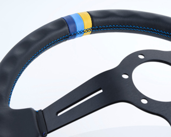 Universal - Standard Edition - Material: Black leather & Black anodized - Color: Black - Stitch: Yellow/Teal/Navy - 16600002