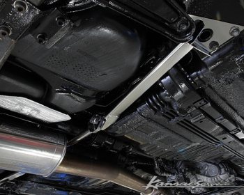 Skyline GT-R - BNR34 - Kansai Service - Lower Brace Bar Set BNR34/32