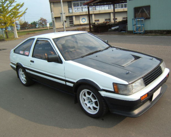 Corolla Levin - AE86 - Material: FRP - Color: Unpainted - T-102