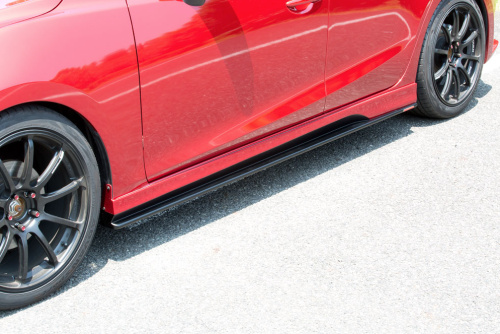 Knight Sports - Side Skirts for Axela (BM)
