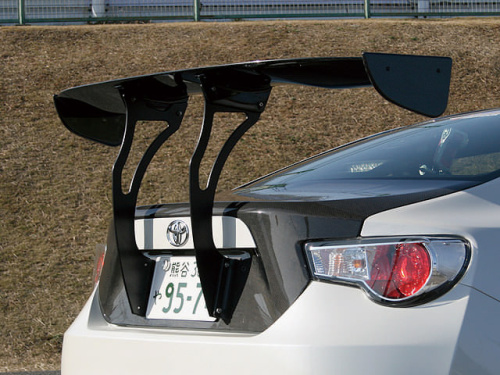 Revolution - Vertical Mount GT Wing