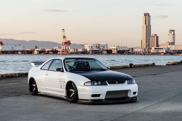 The Garage Active R33 GTR Full Wide Body Kit is now available, shipped dire...