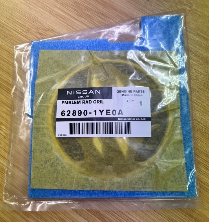 62890-1YE0A - Nissan - Front Emblem - Nengun Performance