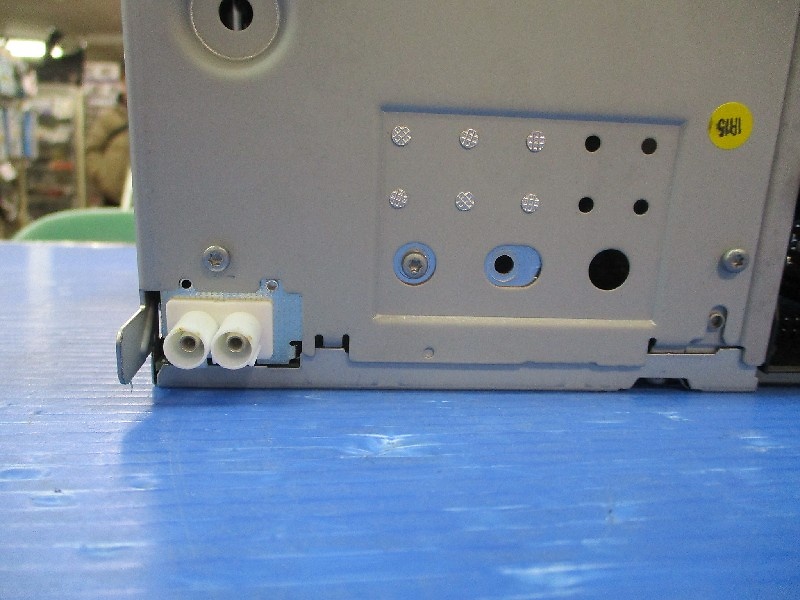 Volkswagen - Golf? Genuine CD Deck