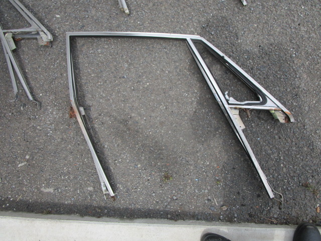 Unknown - Isuzu Motors - Secondhand! 117 Coupe? Genuine door frame left and right