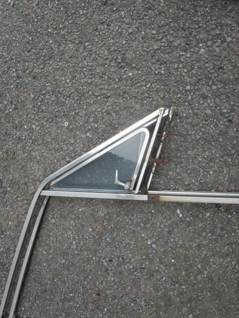 Unknown - Isuzu Motors - Secondhand! 117 Coupe? Genuine door frame left and right