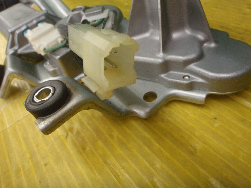 Unknown - Honda Motor Co., Ltd. - Odyssey (RB1) genuine rear wiper motor part